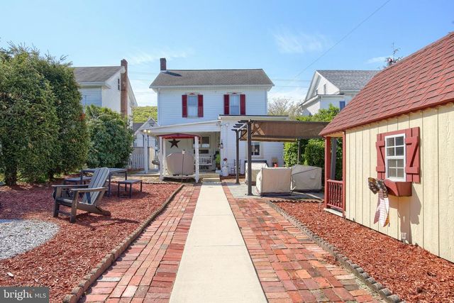 229 W MAIN ST, Elizabethville, PA 17023