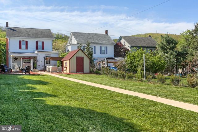 229 W MAIN ST, Elizabethville, PA 17023