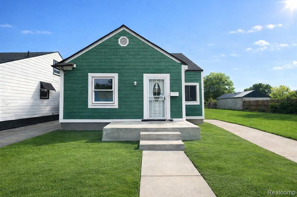 19424 Orleans Street, Detroit, MI 48203