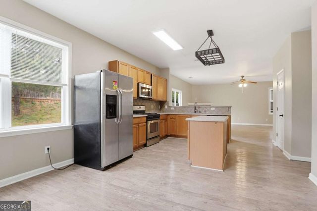 507 Waterfall Drive, Canton, GA 30114