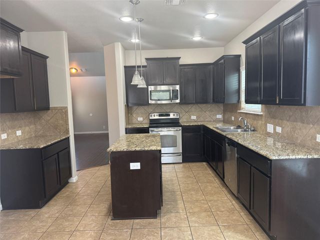 729 Noatak TRL, Pflugerville, TX 78660