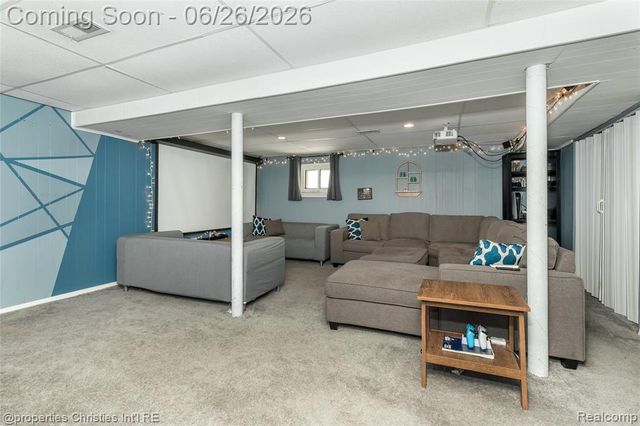 221 College Street, Ferndale, MI 48220