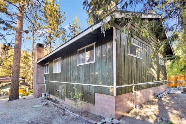 5771 Heath Creek, Wrightwood, CA 92397
