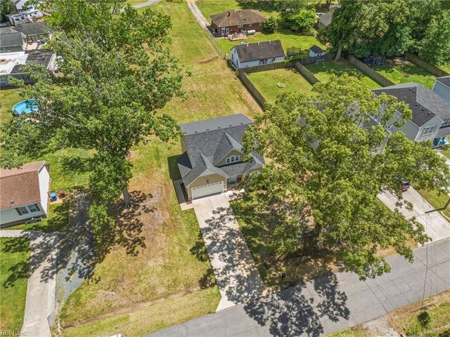 213 Hurdle DR, Chesapeake, VA 23322