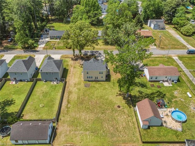 213 Hurdle DR, Chesapeake, VA 23322
