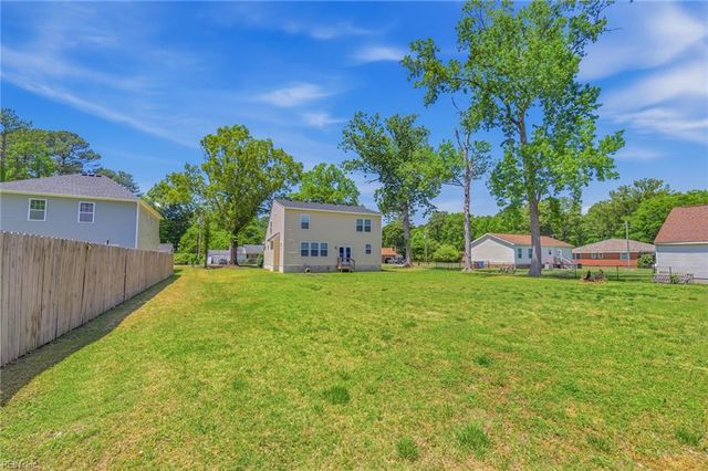 213 Hurdle DR, Chesapeake, VA 23322