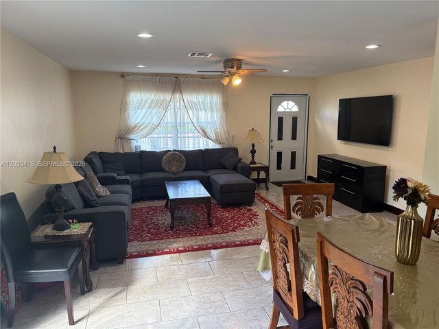 4280 N Dixie Highway, Boca Raton, FL 33431