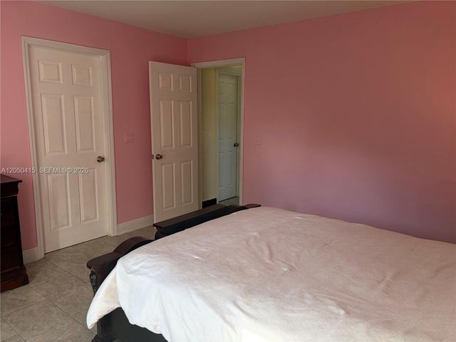 4280 N Dixie Highway, Boca Raton, FL 33431