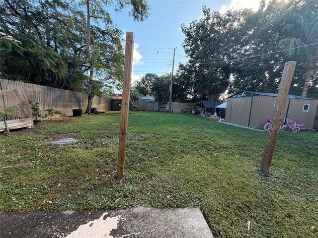4280 N Dixie Highway, Boca Raton, FL 33431