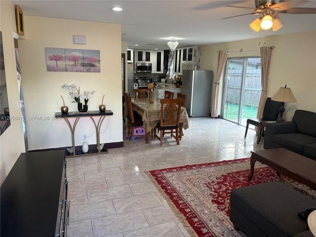 4280 N Dixie Highway, Boca Raton, FL 33431