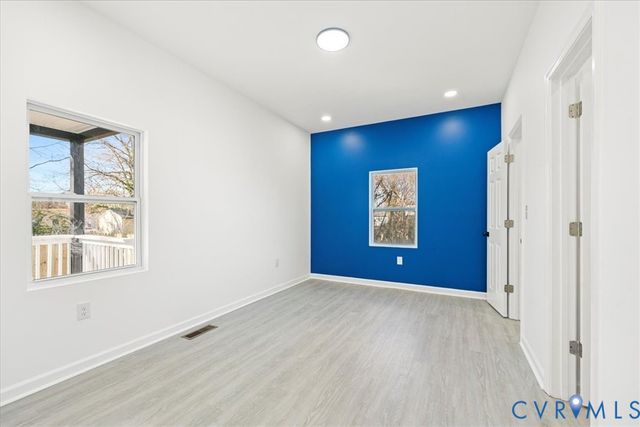 128 S Little Church St, Petersburg, VA 23803