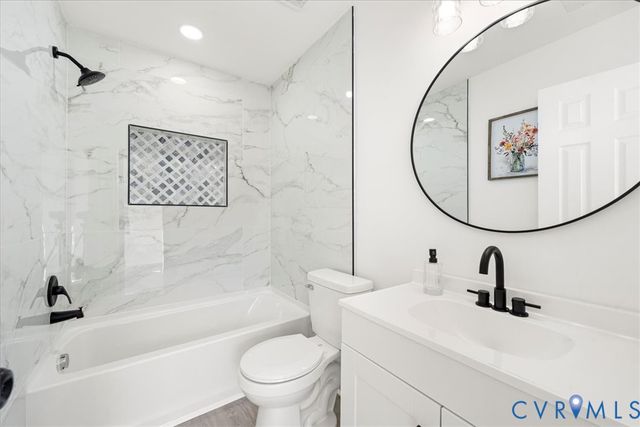 128 S Little Church St, Petersburg, VA 23803