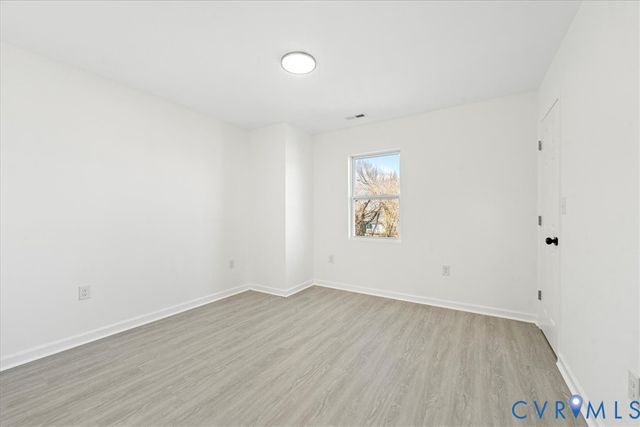 128 S Little Church St, Petersburg, VA 23803