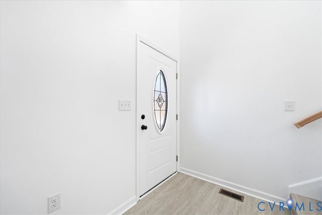 128 S Little Church St, Petersburg, VA 23803