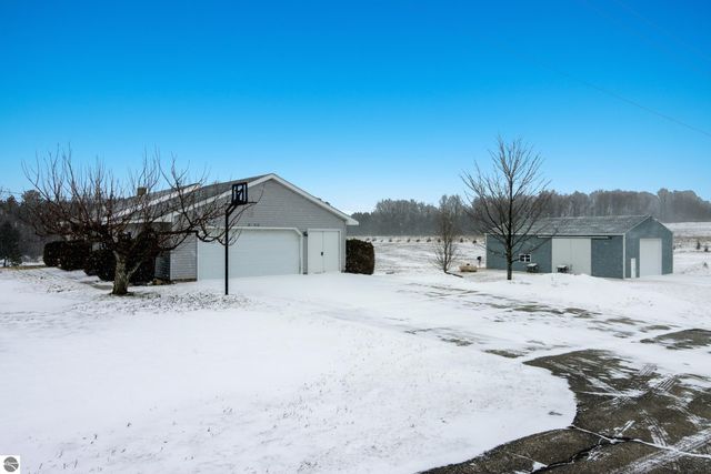 8392 Monarch Lane, Williamsburg, MI 49690