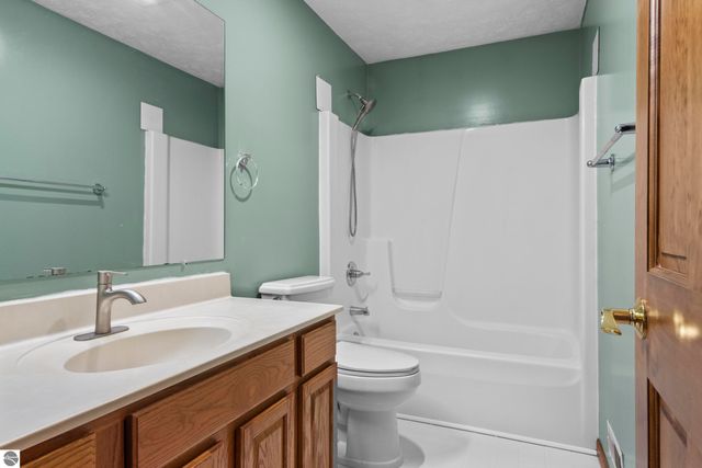 8392 Monarch Lane, Williamsburg, MI 49690