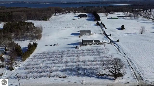 8392 Monarch Lane, Williamsburg, MI 49690