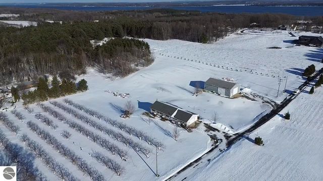 8392 Monarch Lane, Williamsburg, MI 49690