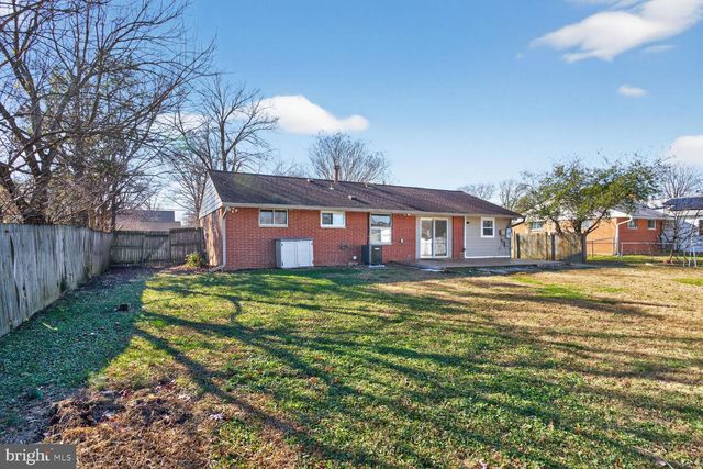 6307 COTTONWOOD DR, Alexandria, VA 22310