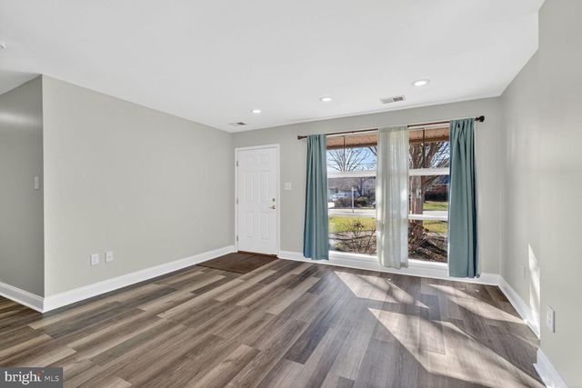 6307 COTTONWOOD DR, Alexandria, VA 22310