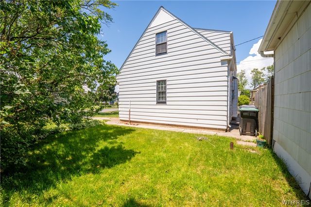 769 Colvin Boulevard, Tonawanda, NY 14217