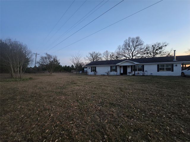 20086 County Road 299, Arp, TX 75750