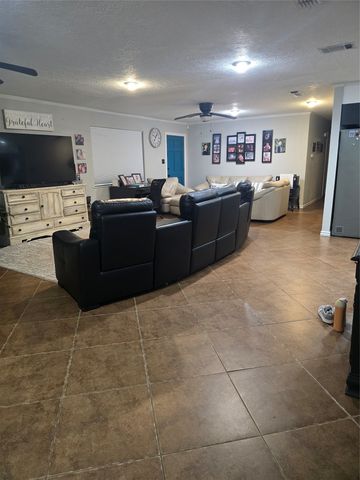 20086 County Road 299, Arp, TX 75750