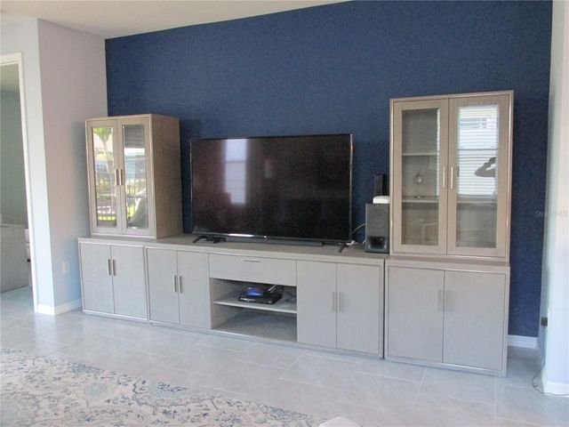 17325 BLAZING STAR CIR, Clermont, FL 34714