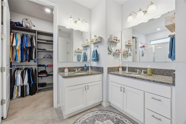 17325 BLAZING STAR CIR, Clermont, FL 34714