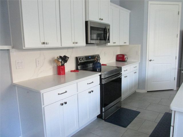 17325 BLAZING STAR CIR, Clermont, FL 34714