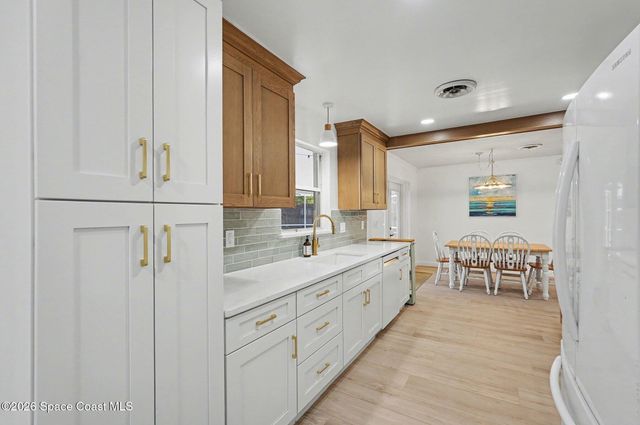 735 Ixora Drive, Melbourne, FL 32935