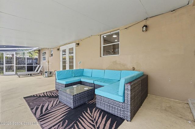 735 Ixora Drive, Melbourne, FL 32935