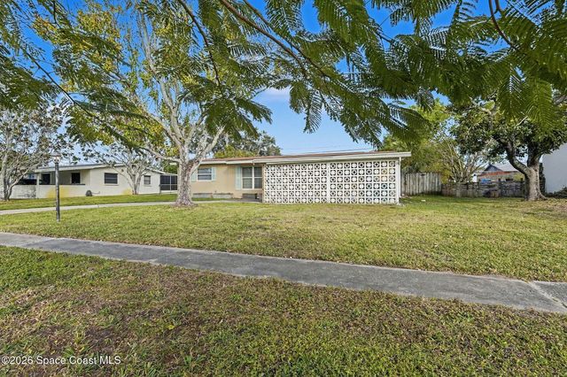 735 Ixora Drive, Melbourne, FL 32935