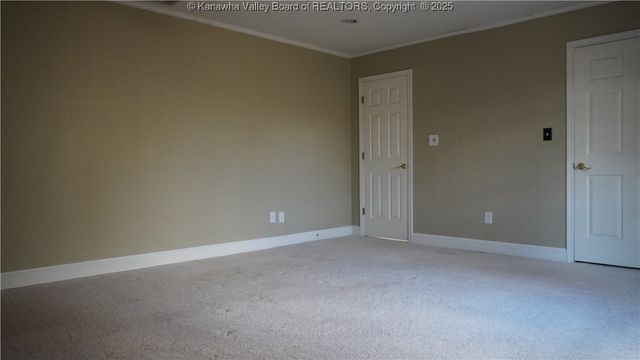 96 Hunting Hills Drive, Charleston, WV 25311