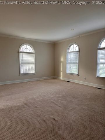 96 Hunting Hills Drive, Charleston, WV 25311