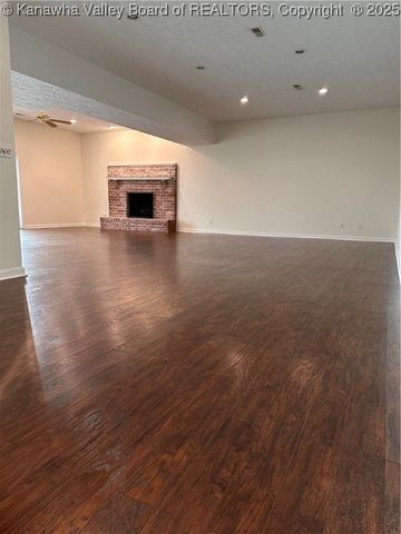 96 Hunting Hills Drive, Charleston, WV 25311