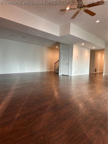 96 Hunting Hills Drive, Charleston, WV 25311