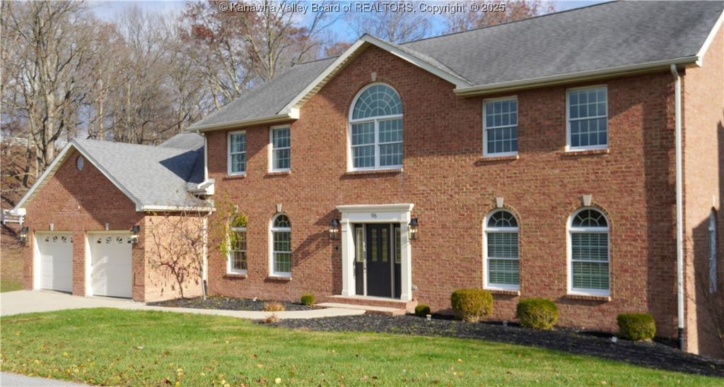 96 Hunting Hills Drive, Charleston, WV 25311