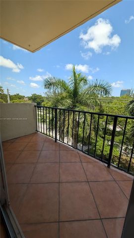 2600 NE 135th St 4E-A, North Miami, FL 33181