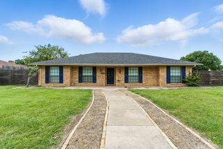 1512 Wood Creek Drive, Flower Mound, TX 75028
