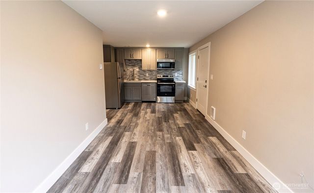 3035 64th Avenue SW, Seattle, WA 98116