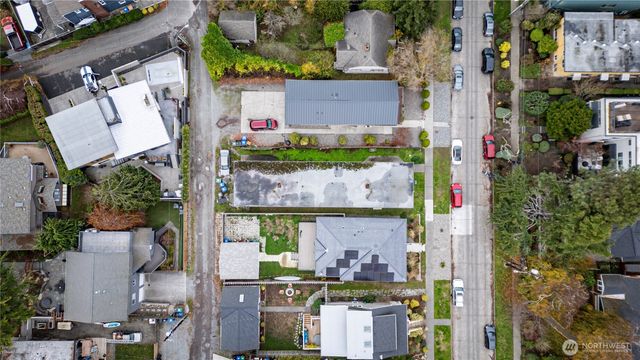 3035 64th Avenue SW, Seattle, WA 98116