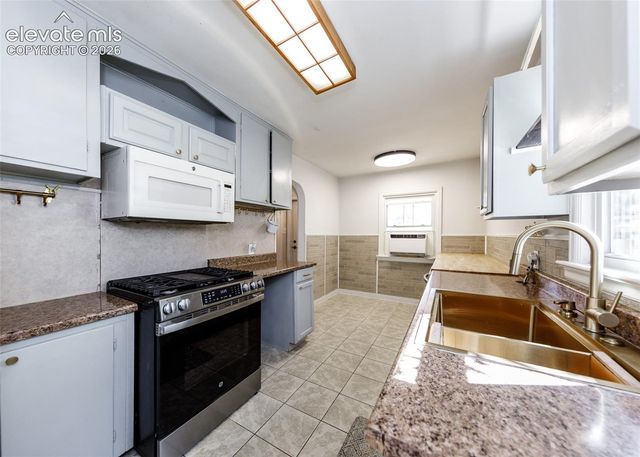 825 Bragdon Avenue, Pueblo, CO 81004
