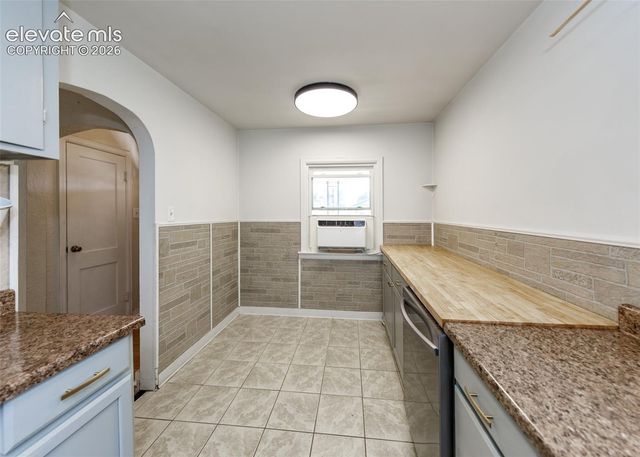 825 Bragdon Avenue, Pueblo, CO 81004
