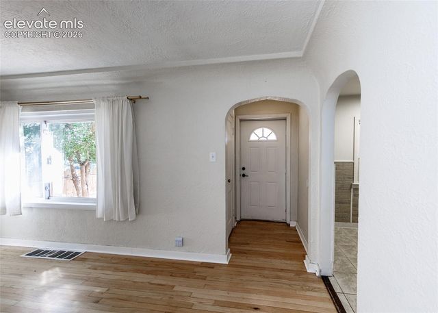 825 Bragdon Avenue, Pueblo, CO 81004