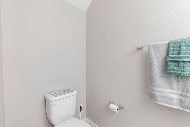 17 SE Shell Avenue, c1, Fort Walton Beach, FL 32548