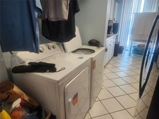 3500 Blue Lake Dr 501, Pompano Beach, FL 33064