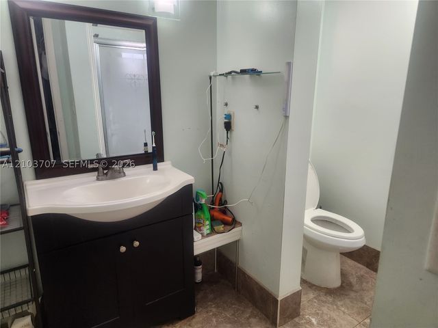 3500 Blue Lake Dr 501, Pompano Beach, FL 33064