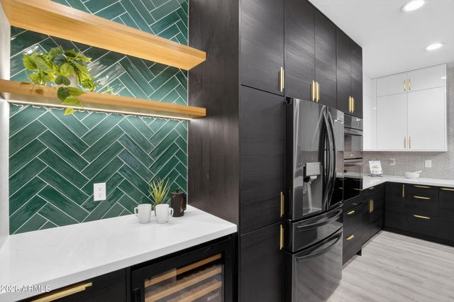 6998 S WILSON Drive, Chandler, AZ 85249