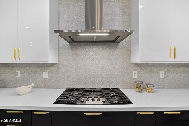 6998 S WILSON Drive, Chandler, AZ 85249